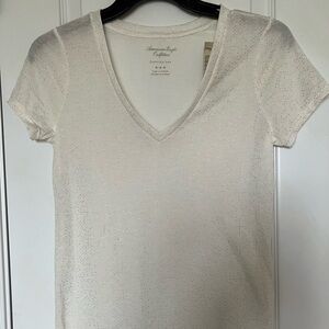 American Eagle favorite tee